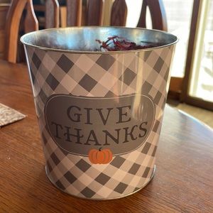 Give Thanks tin pot